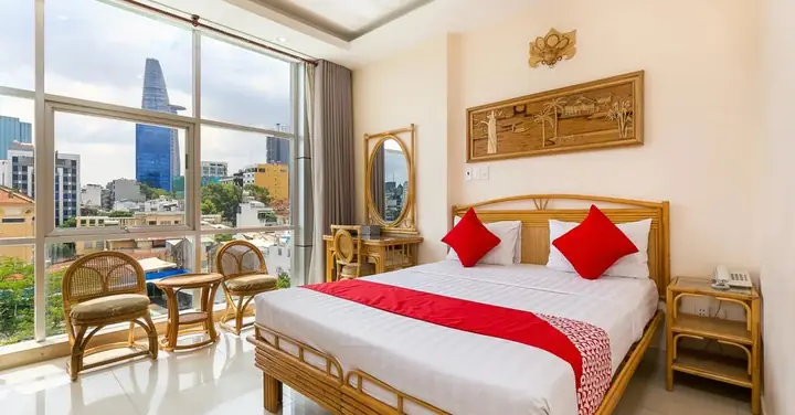 12 Khách Sạn Quận 1 Giá Rẻ – Dưới 500k, Vị Trí Thuận Tiện