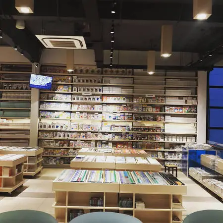 Đánh Giá 4 Nhà Sách Đẹp Ở Sài Gòn: Không Gian Đọc Sách "đóng Quân" Cả Ngày Đánh Giá 4 Nhà Sách Đẹp Ở Sài Gòn: Không Gian Đọc Sách "đóng Quân" Cả Ngày
