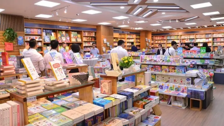 Nhà Sách Fahasa Gần Đây Nhất: Địa Chỉ, Giờ Mở Cửa Và Dịch Vụ Nổi Bật