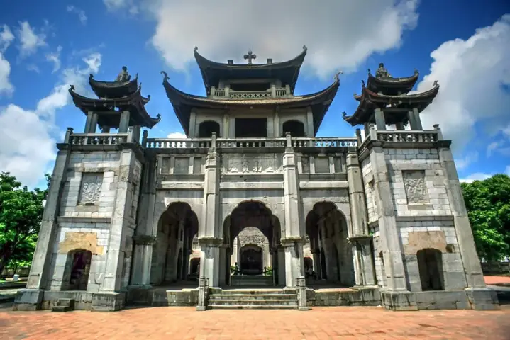 Nhà Thờ Phát Diệm Ninh Bình: Lịch Sử, Kiến Trúc Và Hoạt Động Cộng Đồng Nhà Thờ Phát Diệm Ninh Bình: Lịch Sử, Kiến Trúc Và Hoạt Động Cộng Đồng
