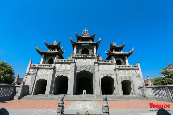 Nhà Thờ Phát Diệm Ninh Bình: Lịch Sử, Kiến Trúc Và Hoạt Động Cộng Đồng Nhà Thờ Phát Diệm Ninh Bình: Lịch Sử, Kiến Trúc Và Hoạt Động Cộng Đồng