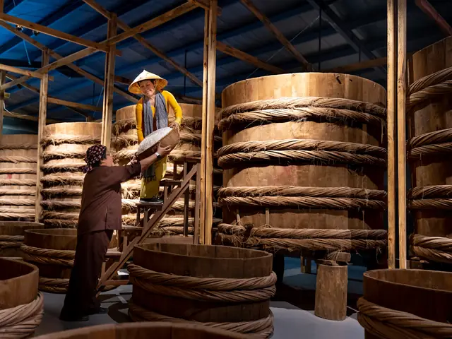 Khám Phá Nhà Thùng Nước Mắm Phú Quốc Nổi Tiếng Khám Phá Nhà Thùng Nước Mắm Phú Quốc Nổi Tiếng