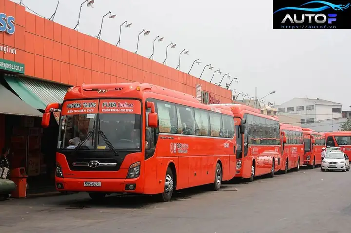 Đánh Giá Chi Tiết Nhà Xe Phương Trang Quận 5: Trải Nghiệm & Bảng So Sánh Đầy Đủ