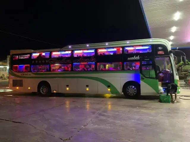 Nhà Xe Việt Tân Tuấn Anh: Lịch Trình, Giá Vé & Liên Hệ