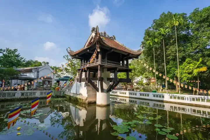 Top Địa Điểm Du Lịch Hà Nội Hấp Dẫn Nhất 2024