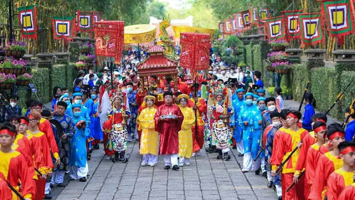 Những Lễ Hội Nổi Tiếng Ở Việt Nam: Tìm Hiểu Đầy Đủ