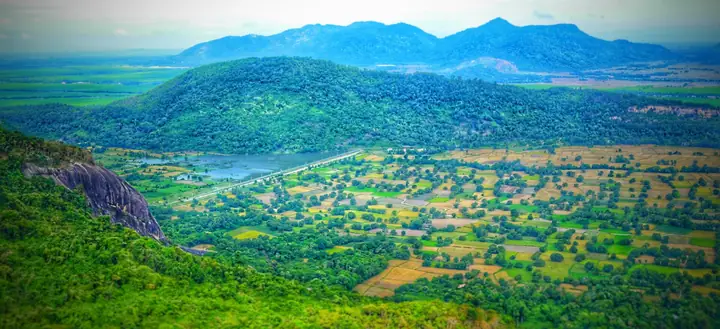 Khám Phá Núi Cô Tô – Hành Trình Du Lịch Sinh Thái Cho Gia Đình Khám Phá Núi Cô Tô – Hành Trình Du Lịch Sinh Thái Cho Gia Đình