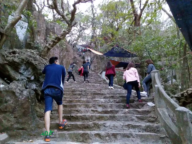 Hướng Dẫn Leo Núi Chứa Chan – Điểm Tham Quan Nóc Nhà Đồng Nai Hướng Dẫn Leo Núi Chứa Chan – Điểm Tham Quan Nóc Nhà Đồng Nai