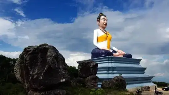 Khám Phá Núi Tà Lơn: 500 Vị Phật, Lịch Sử Và Hành Trình Khám Phá Núi Tà Lơn: 500 Vị Phật, Lịch Sử Và Hành Trình