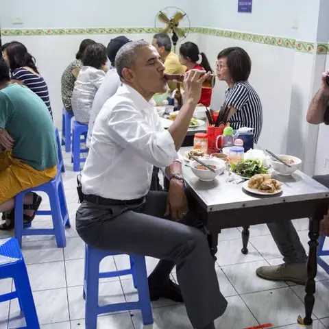 Khám Phá Bữa Ăn Bún Chả Obama Tại Hà Nội – Câu Chuyện, Địa Điểm Và Ảnh Hưởng