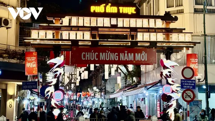 Khám Phá 7 Món Ăn Đường Phố Ngon Nhất Phố Ẩm Thực Tống Duy Tân