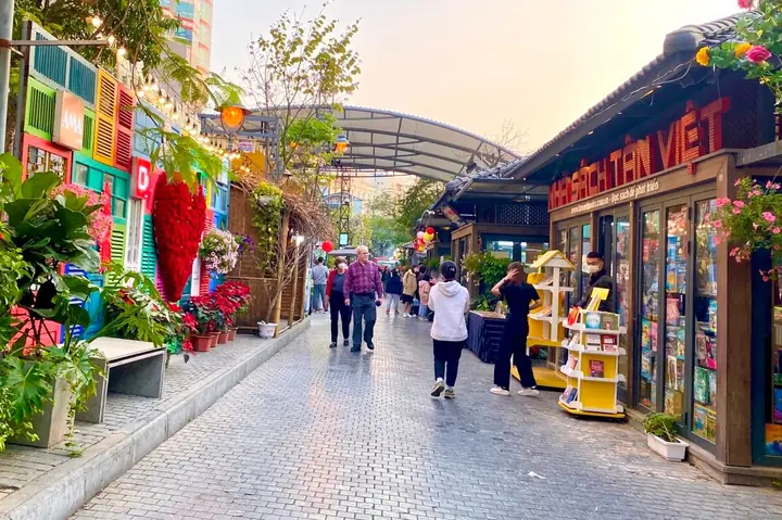 Khám Phá 4 Phố Sách Hà Nội – Hướng Dẫn Cho Người Yêu Sách Khám Phá 4 Phố Sách Hà Nội – Hướng Dẫn Cho Người Yêu Sách
