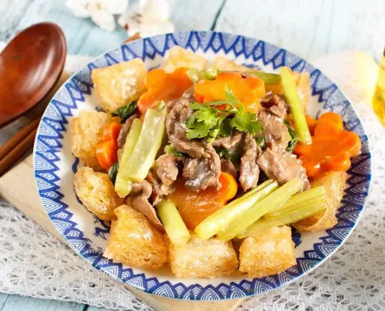 Hướng Dẫn Làm Phở Chiên Phồng Giòn Rụm Cho Người Mới Hướng Dẫn Làm Phở Chiên Phồng Giòn Rụm Cho Người Mới