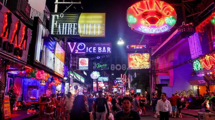 Khu Đèn Đỏ Sài Gòn: Bí Mật Phố Nhật Lê Thánh Tôn