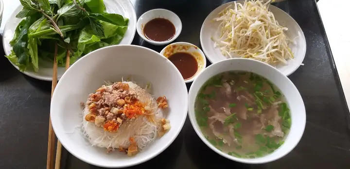 Phở Khô 2 Tô Gia Lai: Đánh Giá Chi Tiết 5 Quán Ngon Nhất Tại Pleiku