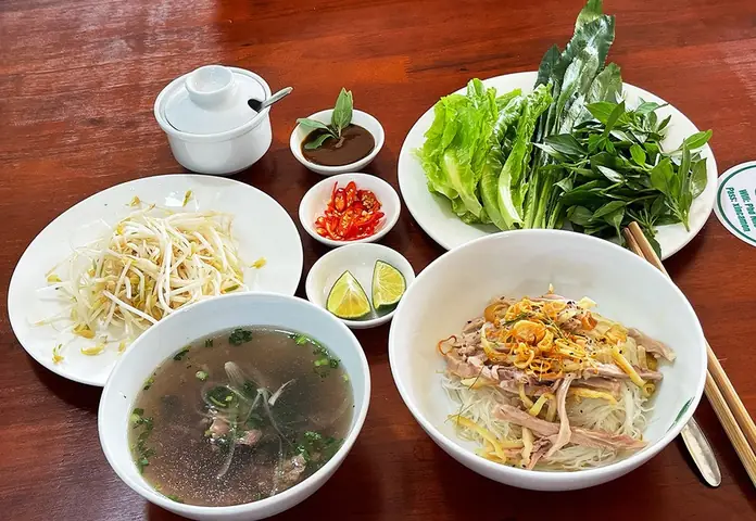 Khám Phá 7 Quán Phở Khô Gia Lai Chuẩn Vị Ở Tp.hcm