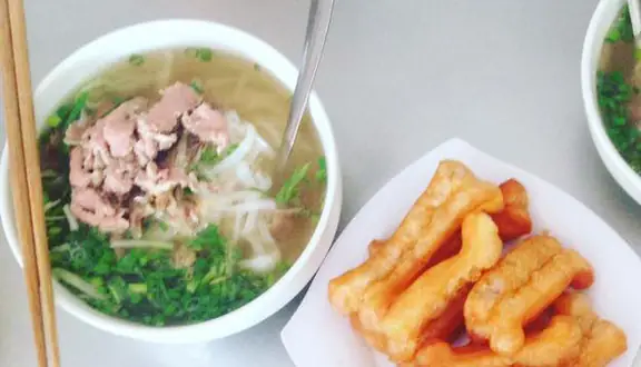 Phở Lý Quốc Sư Kim Mã: Đánh Giá Chi Tiết Về Chất Lượng Phở Hà Nội Phở Lý Quốc Sư Kim Mã: Đánh Giá Chi Tiết Về Chất Lượng Phở Hà Nội