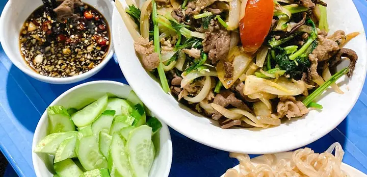 Ăn Phở Rán & Lòng Xào Nguyễn Siêu – Món Ngon Hà Nội Ăn Phở Rán & Lòng Xào Nguyễn Siêu – Món Ngon Hà Nội