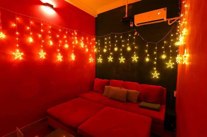 Rạp Chiếu Phim Cặp Đôi: Không Gian Riêng Tư, Lãng Mạn