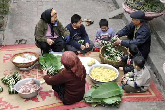 Khám Phá 20 Phong Tục Việt Nam Đặc Sắc Cho Người Yêu Văn Hoá Khám Phá 20 Phong Tục Việt Nam Đặc Sắc Cho Người Yêu Văn Hoá