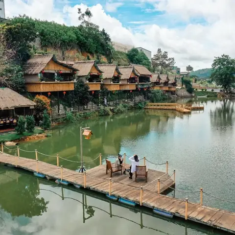 Phượng Hoàng Cổ Trấn Đà Lạt: Tổng Quan Và Trải Nghiệm Nghỉ Dưỡng Đáng Cân Nhắc