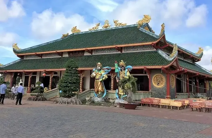 Khám Phá Quan Âm Phật Đài Bạc Liêu – Địa Điểm Linh Thiêng Khám Phá Quan Âm Phật Đài Bạc Liêu – Địa Điểm Linh Thiêng