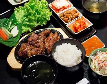 Khám Phá 12 Quán Ăn Ngon Nhất Trên Đường Sư Vạn Hạnh Khám Phá 12 Quán Ăn Ngon Nhất Trên Đường Sư Vạn Hạnh