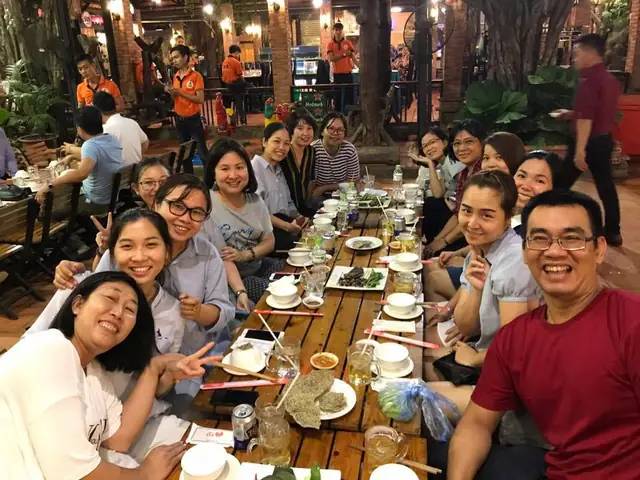 Quán Ăn Gia Đình Gò Vấp: Chọn Nhà Hàng Ngon Cho Bé