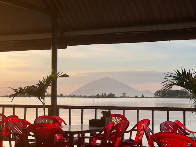 Khám Phá 10 Quán Ăn Bờ Hồ Dầu Tiếng Ngon Nhất Cho Du Khách Khám Phá 10 Quán Ăn Bờ Hồ Dầu Tiếng Ngon Nhất Cho Du Khách