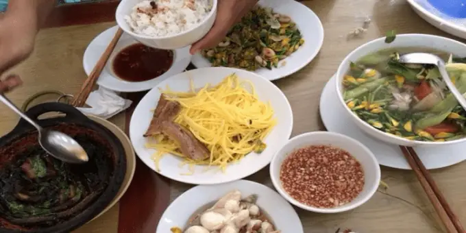 Khám Phá 10 Quán Ăn Ngon Châu Đốc Cho Du Khách
