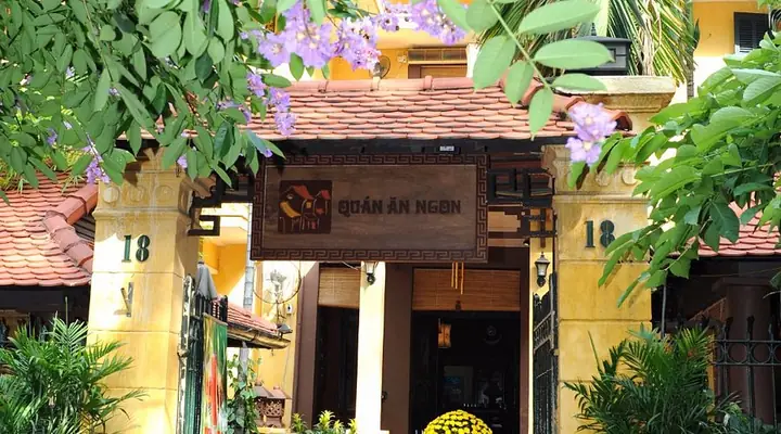 Quán Ăn Ngon Phan Bội Châu Huế: Top 10 Địa Chỉ Không Thể Bỏ Quên Quán Ăn Ngon Phan Bội Châu Huế: Top 10 Địa Chỉ Không Thể Bỏ Quên