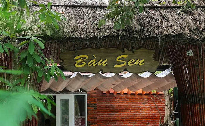 Khám Phá Quán Ăn Sân Vườn Bàu Sen – Địa Chỉ, Menu & Trải Nghiệm Khám Phá Quán Ăn Sân Vườn Bàu Sen – Địa Chỉ, Menu & Trải Nghiệm