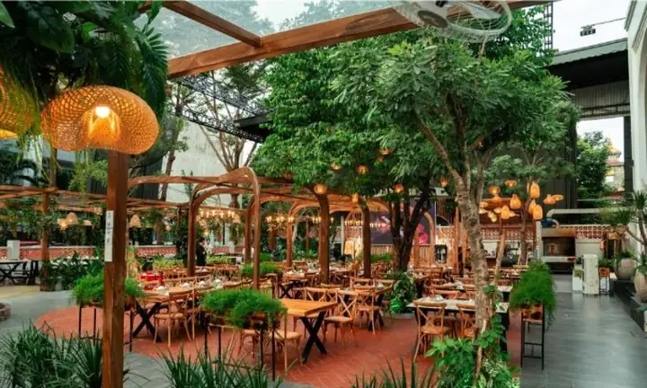 Khám Phá 8 Nhà Hàng Sân Vườn Quận 1 Đẹp Cho Buổi Tối Lãng Mạn Khám Phá 8 Nhà Hàng Sân Vườn Quận 1 Đẹp Cho Buổi Tối Lãng Mạn