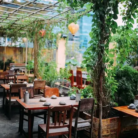 Khám Phá 8 Nhà Hàng Sân Vườn Quận 1 Đẹp Cho Buổi Tối Lãng Mạn Khám Phá 8 Nhà Hàng Sân Vườn Quận 1 Đẹp Cho Buổi Tối Lãng Mạn