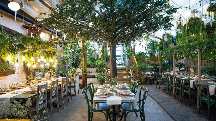 Khám Phá 10 Nhà Hàng Sân Vườn Quận 3 Ngon, View Đẹp Cho Buổi Tối