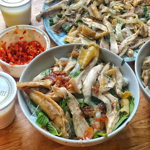 Top 15 Quán Ăn Sáng Ngon Đà Lạt: Địa Chỉ Chi Tiết & Đánh Giá Thực Tế