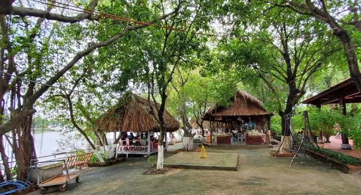 Top 5 Nhà Hàng Bên Sông Thủ Đức Ngon, Thoáng Mát