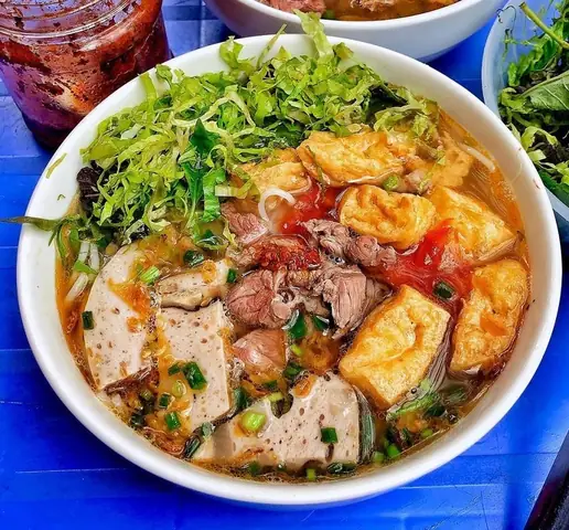 Khám Phá 15 Quán Bún Riêu Ngon Nhất Hà Nội Cho Tín Đồ Ẩm Thực
