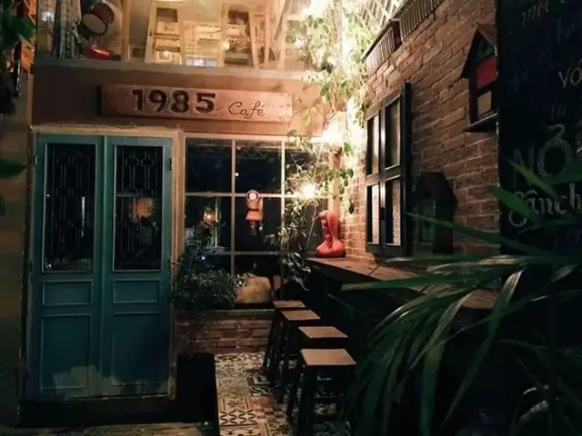 Khám Phá 8 Quán Cafe Acoustic Quận 10: Địa Chỉ, Giá & Không Gian