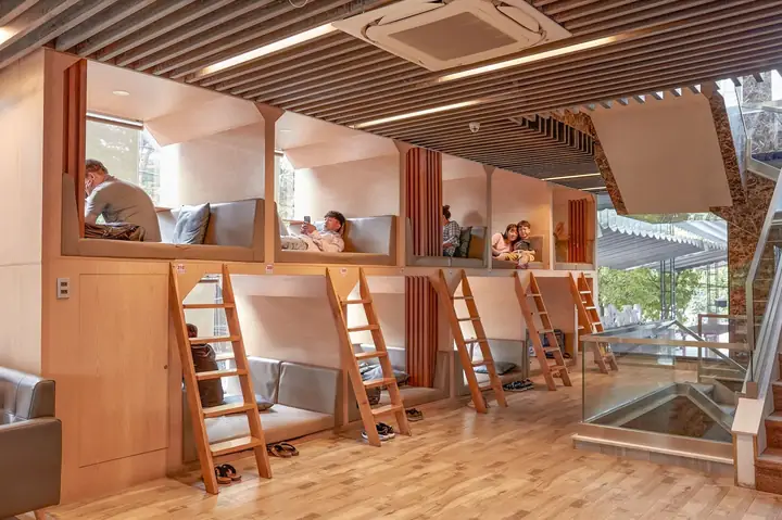 Top 10 Quán Cafe Giường Nằm Hot Sài Gòn Cho Người Yêu Thư Giãn