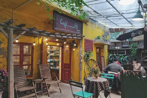 Khám Phá 12 Quán Cafe Vintage Hà Nội Dành Cho Tín Đồ Hoài Cổ