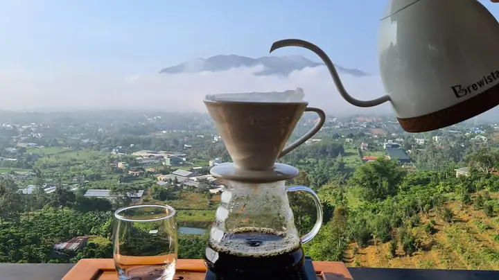Quán Cafe Đẹp Ở Bảo Lộc – Địa Điểm Thưởng Thức Và Chụp Ảnh Lý Tưởng Quán Cafe Đẹp Ở Bảo Lộc – Địa Điểm Thưởng Thức Và Chụp Ảnh Lý Tưởng