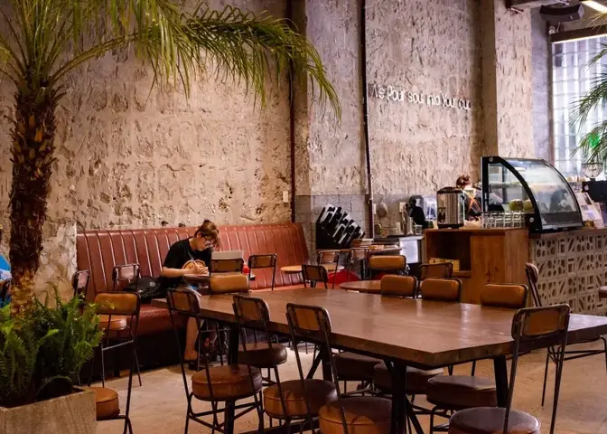 Top 15 Quán Cafe Quy Nhơn: View Đẹp, Chill, Sống Ảo