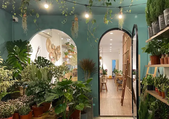 35 Quán Cafe Đẹp Ở Sài Gòn: Đánh Giá Chi Tiết Từ Không Gian Đến Trải Nghiệm Thực Tế 35 Quán Cafe Đẹp Ở Sài Gòn: Đánh Giá Chi Tiết Từ Không Gian Đến Trải Nghiệm Thực Tế