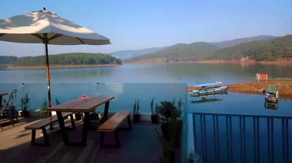 Khám Phá 10 Quán Cà Phê View Hồ Tuyền Lâm Đẹp Nhất Đà Lạt Khám Phá 10 Quán Cà Phê View Hồ Tuyền Lâm Đẹp Nhất Đà Lạt