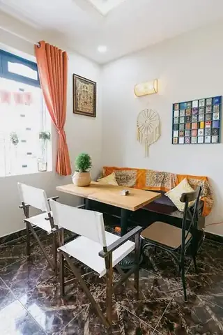 Quán Cafe Học Bài Bình Thạnh: 10 Địa Điểm Yên Tĩnh Nhất Cho Sinh Viên