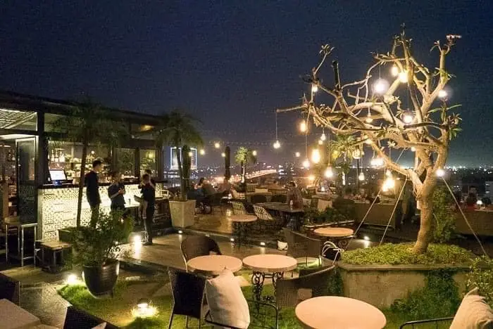 Khám Phá 15 Quán Cafe Ngoài Trời Hà Nội Cho Không Gian Thoáng Đãng Khám Phá 15 Quán Cafe Ngoài Trời Hà Nội Cho Không Gian Thoáng Đãng