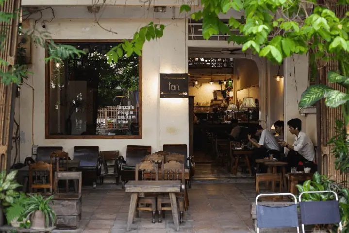 Quán Cafe View Đẹp Ở Huế: Top Địa Điểm Thưởng Thức Cùng Phong Cảnh