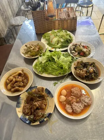 Đánh Giá 7 Quán Cơm Bình Dân Tp.hcm: Từ Giá Rẻ Đến Trải Nghiệm Ngon Đánh Giá 7 Quán Cơm Bình Dân Tp.hcm: Từ Giá Rẻ Đến Trải Nghiệm Ngon