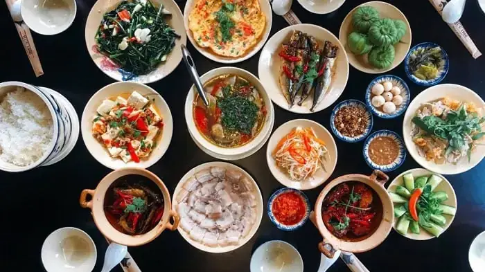 Đánh Giá 7 Quán Cơm Bình Dân Tp.hcm: Từ Giá Rẻ Đến Trải Nghiệm Ngon Đánh Giá 7 Quán Cơm Bình Dân Tp.hcm: Từ Giá Rẻ Đến Trải Nghiệm Ngon